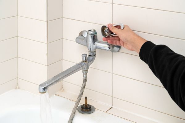 Leaky Bathtub Repair in Ellicott City